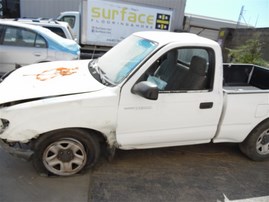 2001 Toyota Tacoma White Standard Cab 2.4L AT 2WD #Z23415